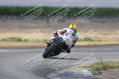 media/May-03-2025-CRA (Sat) [[22b18d099a]]/Races/Race 1/